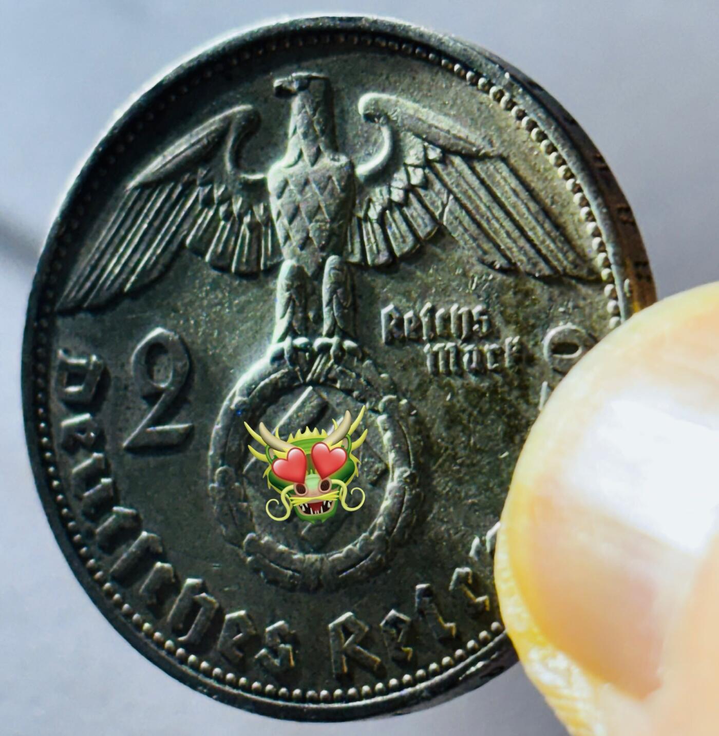 【金马踏春，泉马奔腾】2026 年新年贺岁场，（定于年初五接财神截拍）祝各位老板马到成功，马上有钱，愿岁岁平安喜乐顺遂 好品 1939 年德国兴登堡 2 马克银币，8 克 625 银 J 版