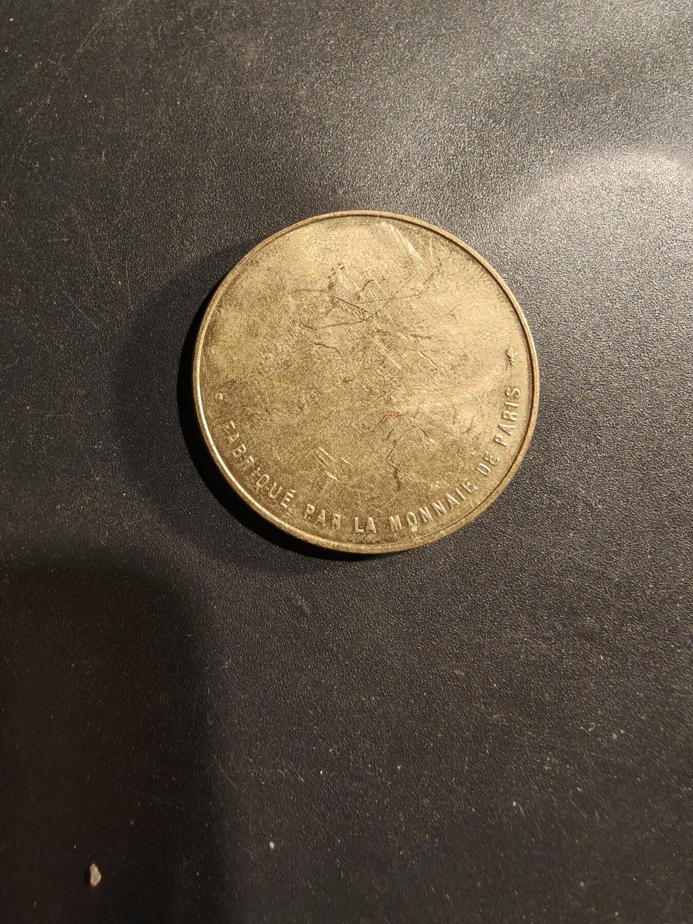 老王徽章第181期 法国大革命200周年纪念章   原盒    正面为马拉和埃贝尔肖像     直径31mm     重量13.1g