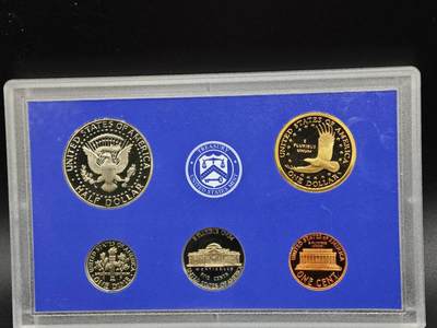 【淘币小摊】实时拍第八百七十拍   银币套币场    年前最后一场周一预留全部发出 本场无中意拍品可私信周日发货请更换最新收货地址不方便收货的请勿参拍或者顺丰到付 - 美国2003年精制套币