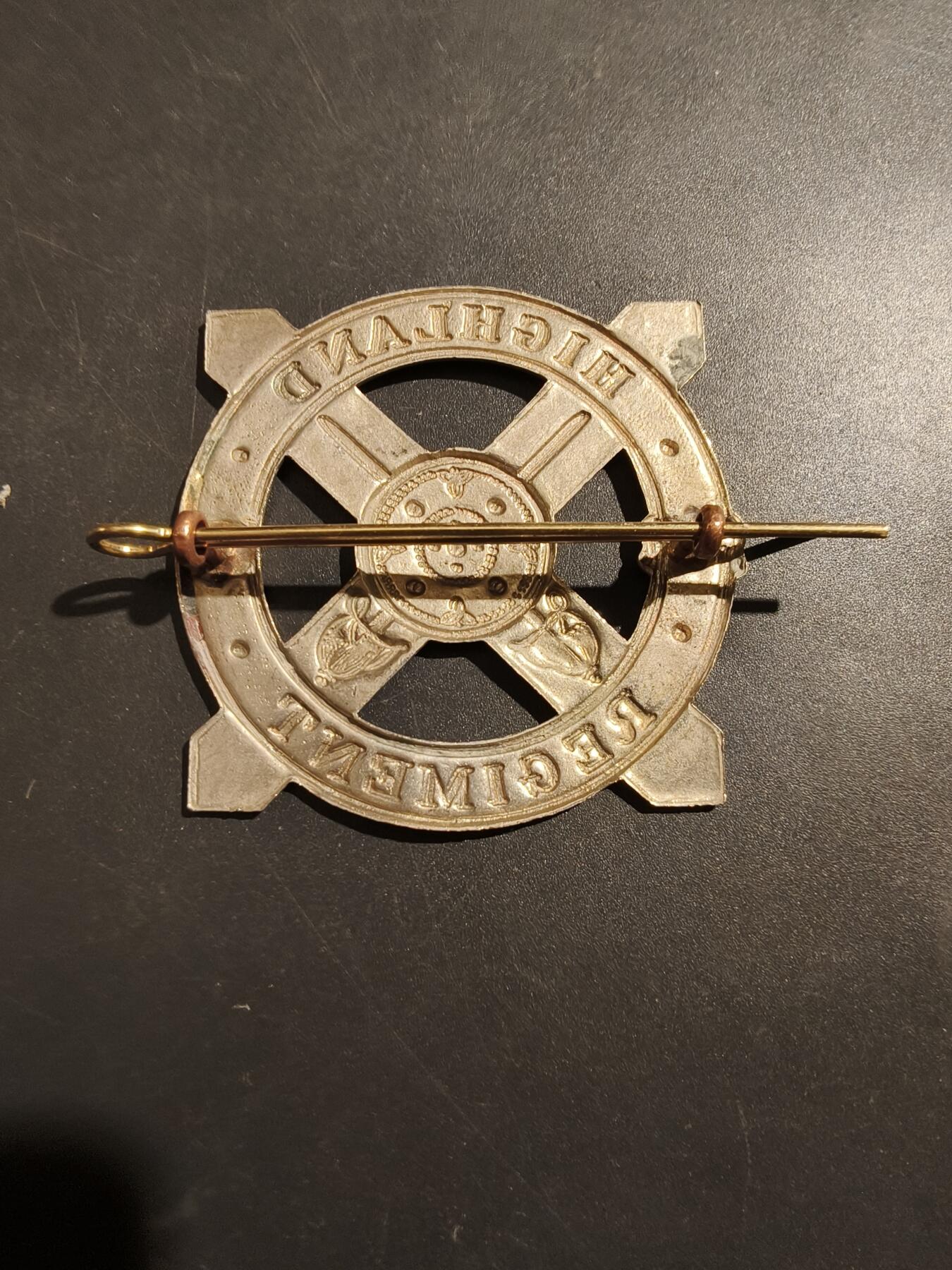 老王徽章第181期 英国陆军高地团帽徽    一战时期