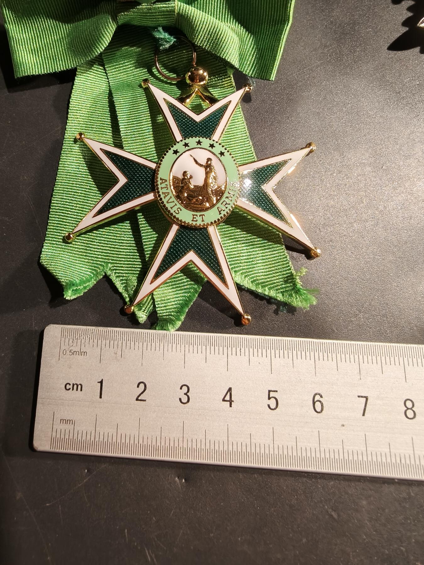 老王徽章第181期 大军官级圣拉撒路骑士团勋章     女士版    早期大尺寸    挂章直径65mm     星芒直径85mm