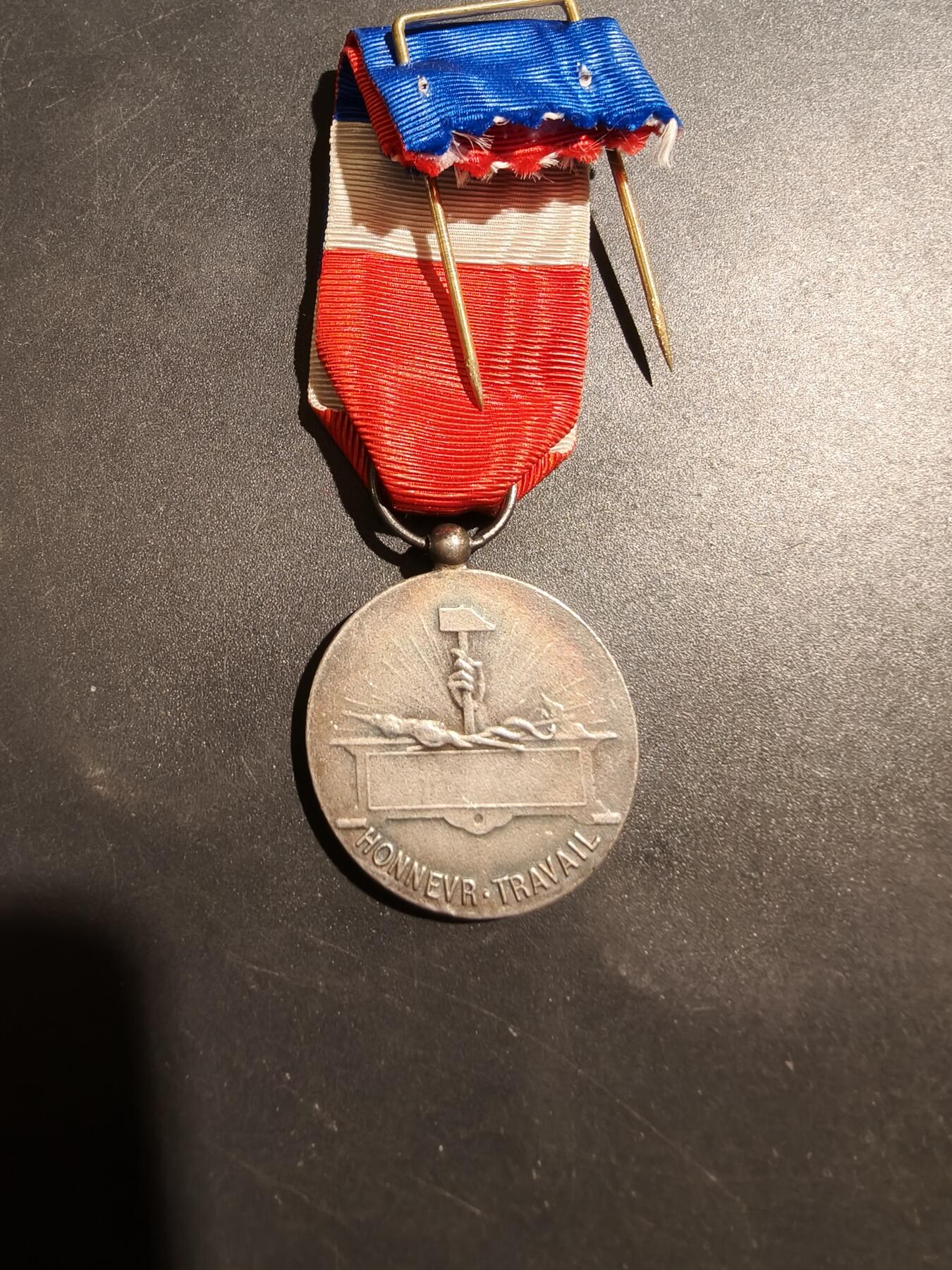 老王徽章第181期