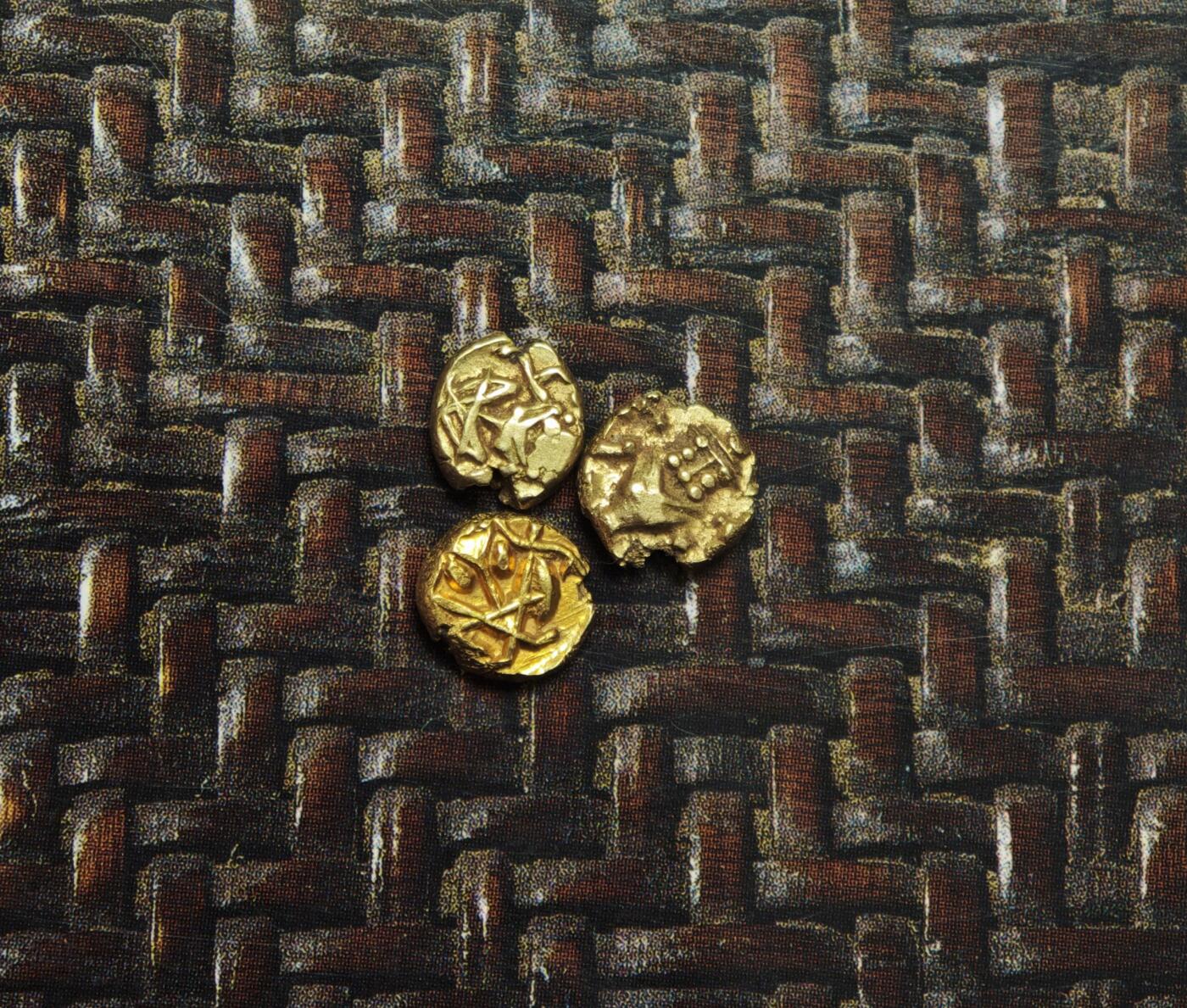 2026年2月捡漏拍 印度法兰金币3枚一组 每个0.3-0.4克