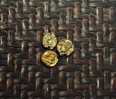 2026年2月捡漏拍 - 印度法兰金币3枚一组 每个0.3-0.4克