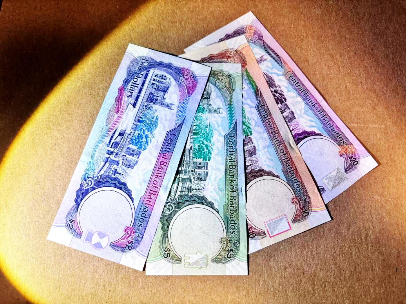 【Blue Auction】世界纸币精拍第785期——18级TOP拍卖/信誉/品质/专业/高效💫 【一组4张】巴巴多斯 2007年2-20元 设计精美 全新UNC