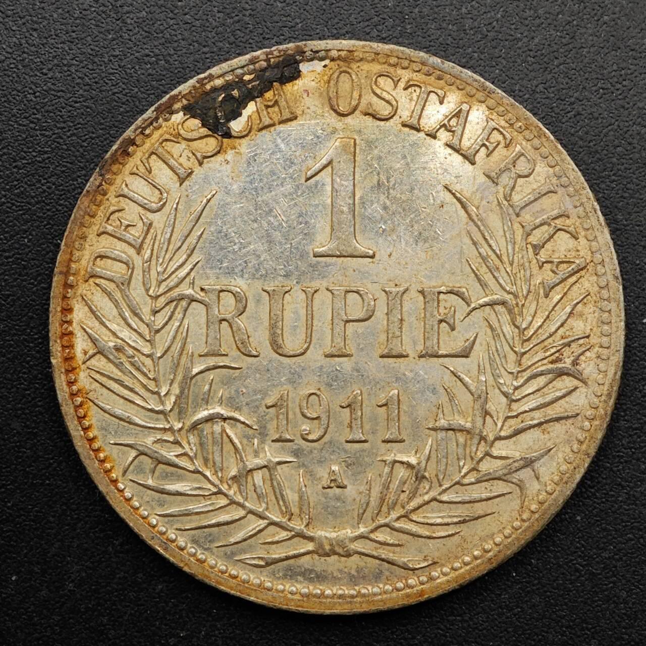 【淘币小摊】实时拍第八百七十拍   银币套币场    年前最后一场周一预留全部发出 本场无中意拍品可私信周日发货请更换最新收货地址不方便收货的请勿参拍或者顺丰到付 德属东非1911年1卢比银币