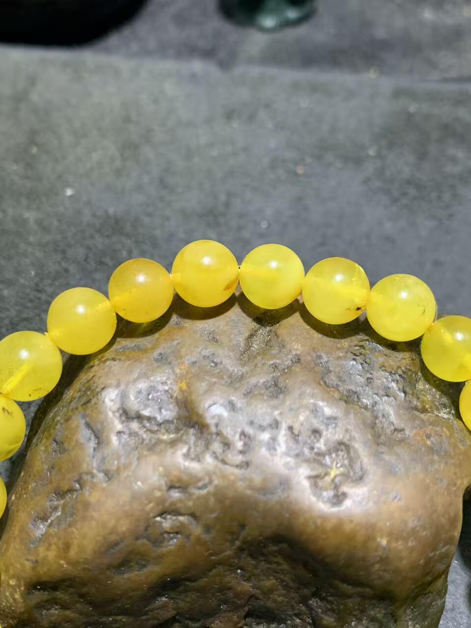天然乌克兰蜜蜡手串1条！