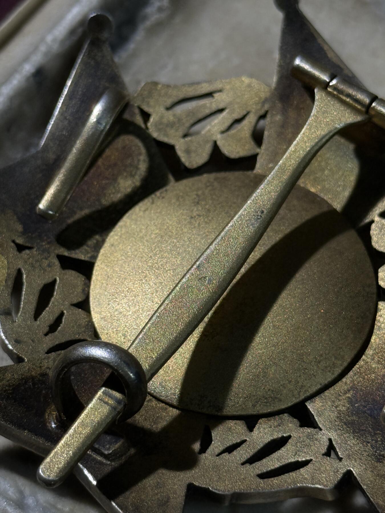 欢庆春节！戎马世界章牌大赏第111期春节大拍 玻利维亚安第斯秃鹫勋章星芒章，银制，法国亚瑟贝特朗制造，珐琅有损