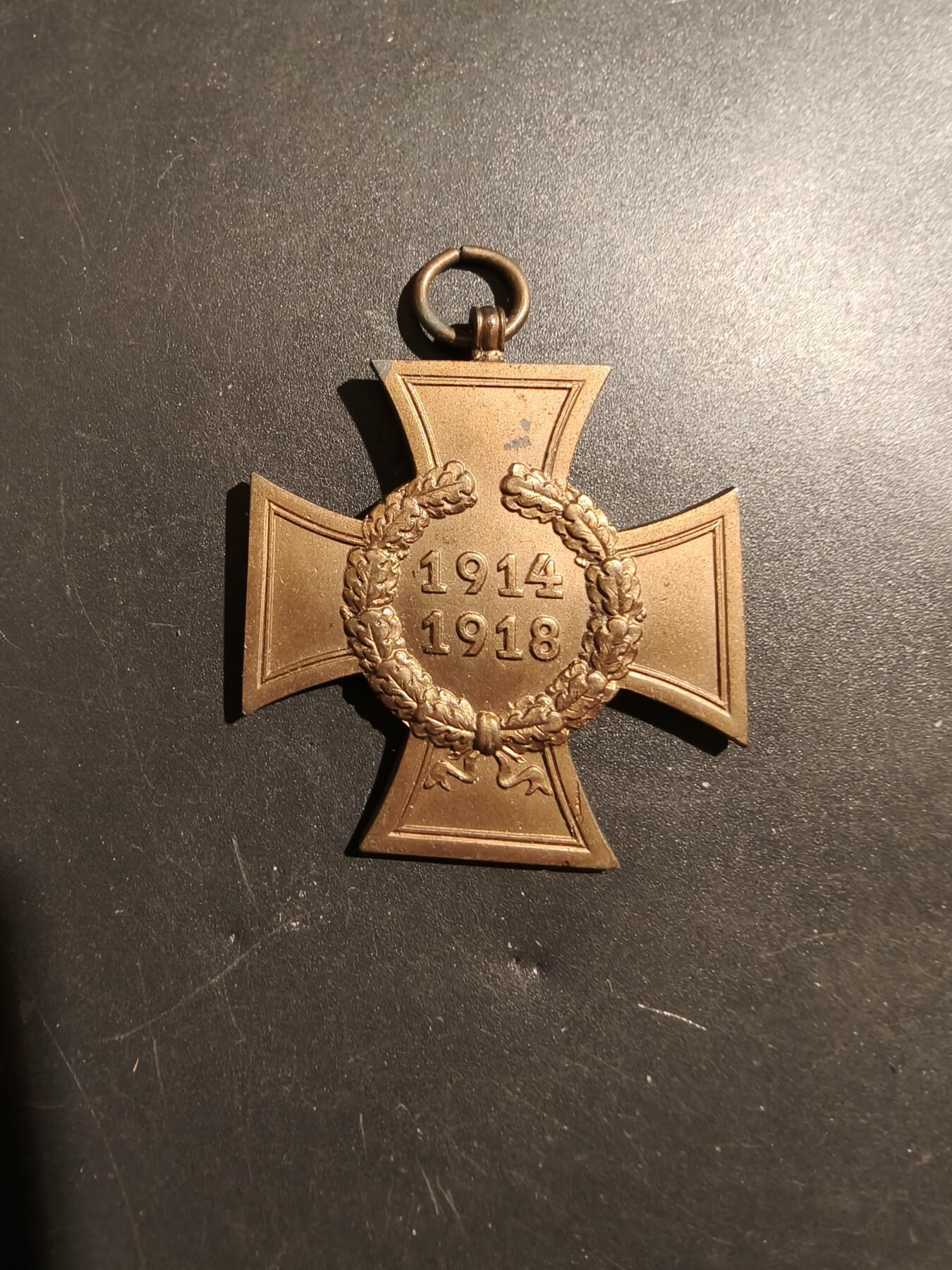 老王徽章第181期 德国一战兴登堡十字奖章     无绶带    民事版