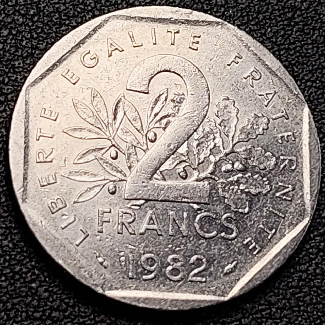 泉币菌-第187场- 精品福利场 （本周五和之前拍的 2月14日发货） 。