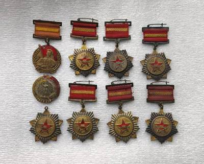 纪念章八枚 - 纪念章八枚