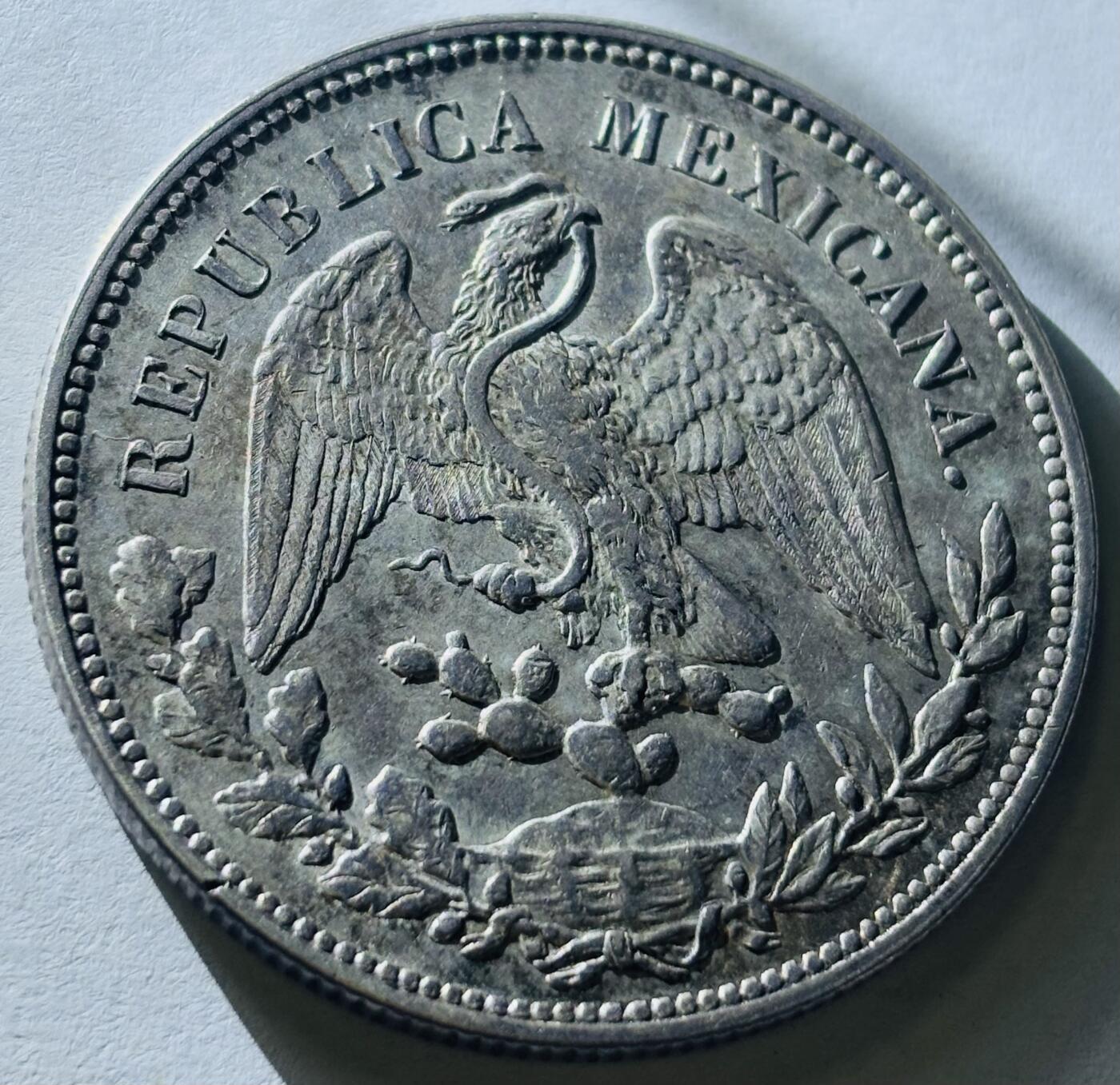 【金马踏春，泉马奔腾】2026 年新年贺岁场，（定于年初五接财神截拍）祝各位老板马到成功，马上有钱，愿岁岁平安喜乐顺遂 1908 年墨西哥鹰洋银元 1 比索，27 克，902 银，难得一见裸币光品，蛇鹰羽翼清晰