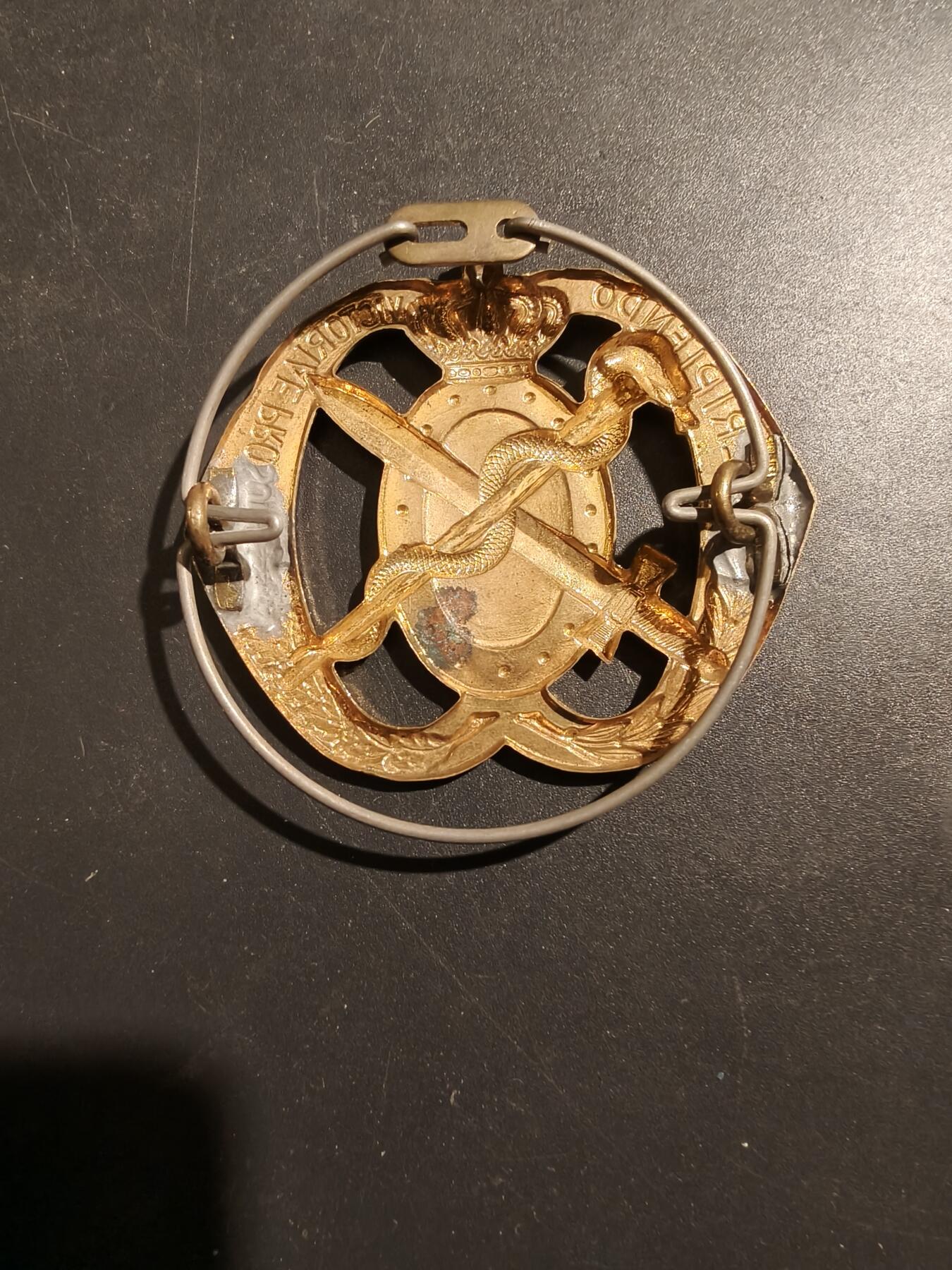 老王徽章第181期 荷兰皇家陆军军医帽徽     一战时期