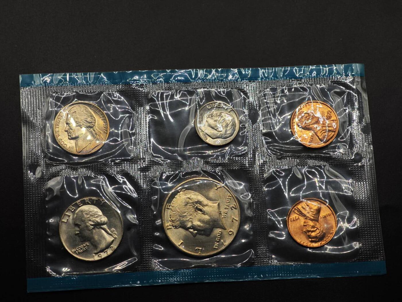 【淘币小摊】实时拍第八百七十拍   银币套币场    年前最后一场周一预留全部发出 本场无中意拍品可私信周日发货请更换最新收货地址不方便收货的请勿参拍或者顺丰到付 美国1972年套币