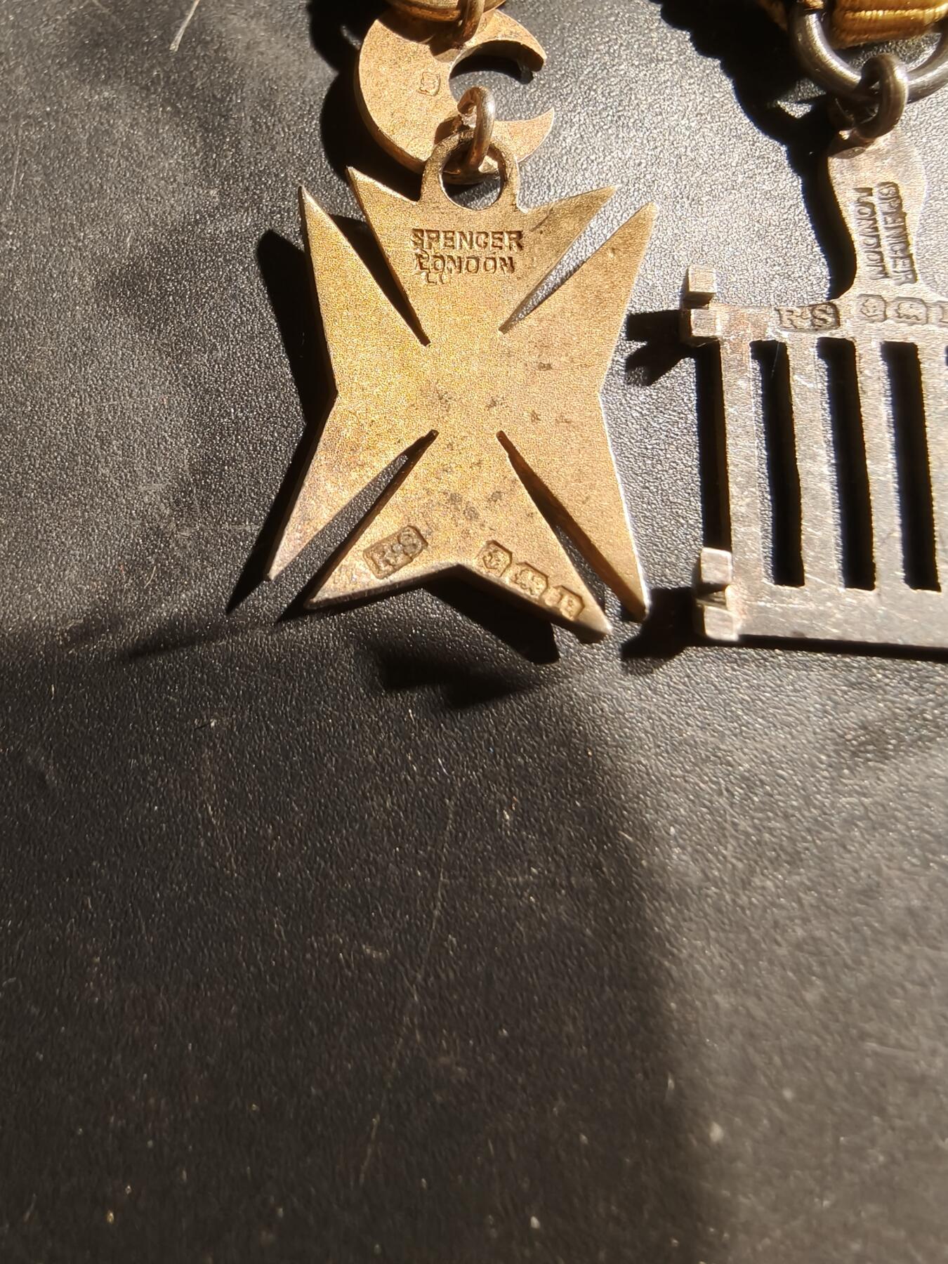 老王徽章第181期 英国共济会迷你联排    925银    11.3g