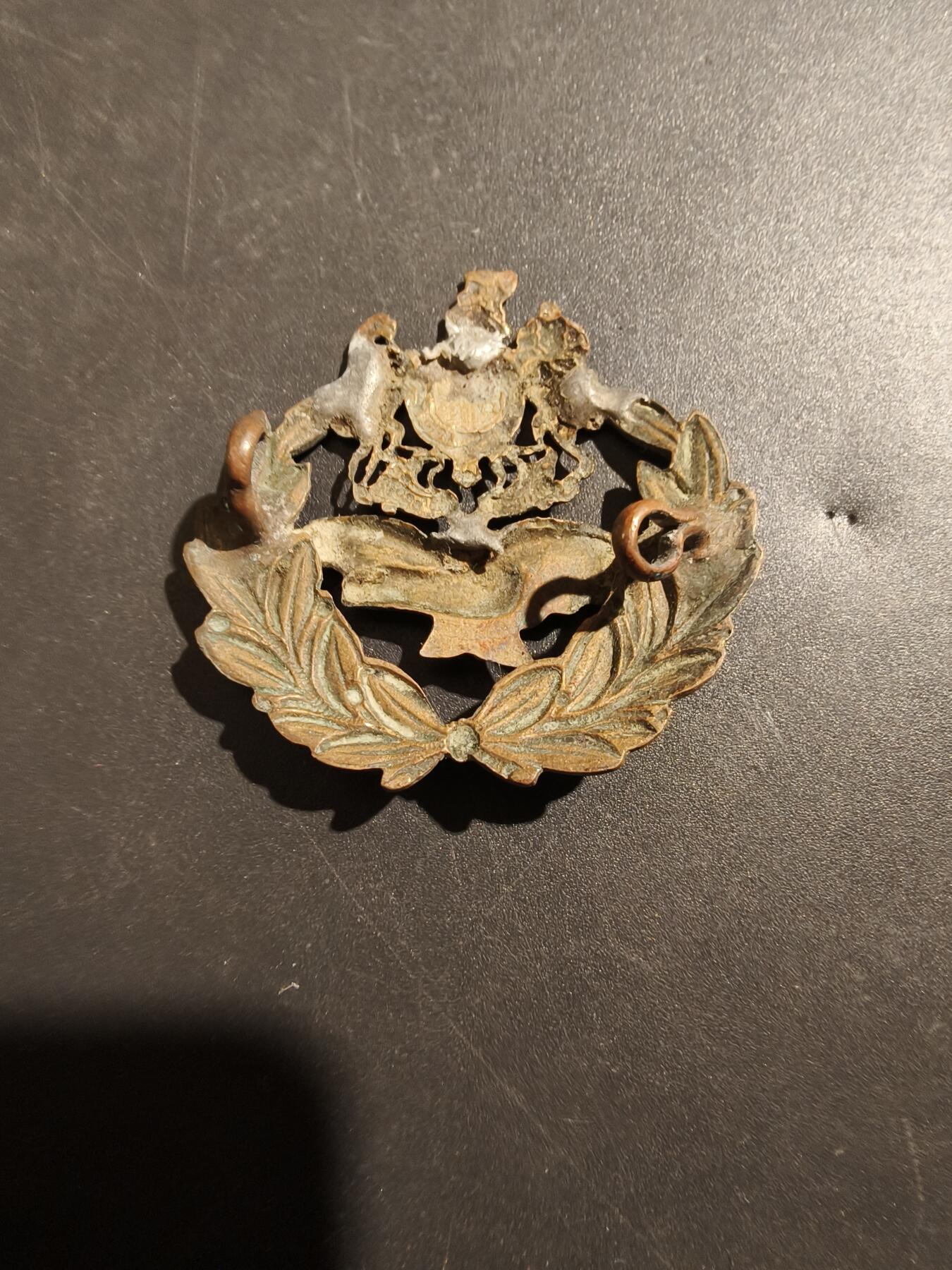 老王徽章第181期 英国皇家海军航空兵帽徽     二战时期