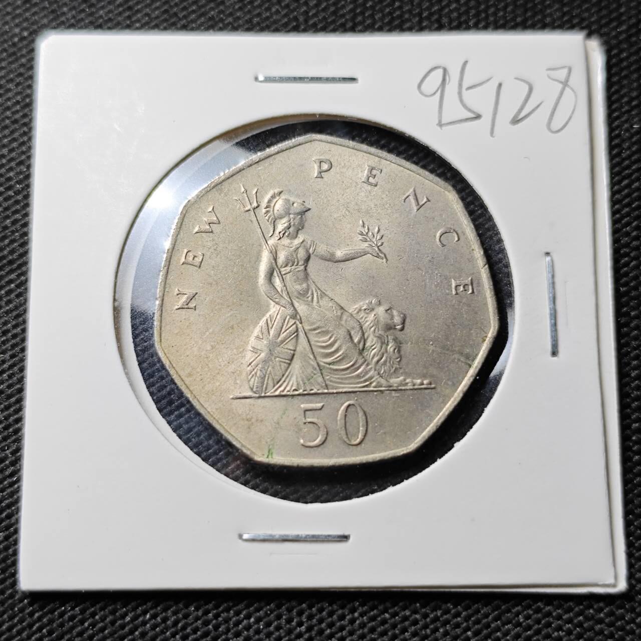 KK钱币收藏小铺  第395期  2月预留时间 周末发货 1977英国50便士 大50便士