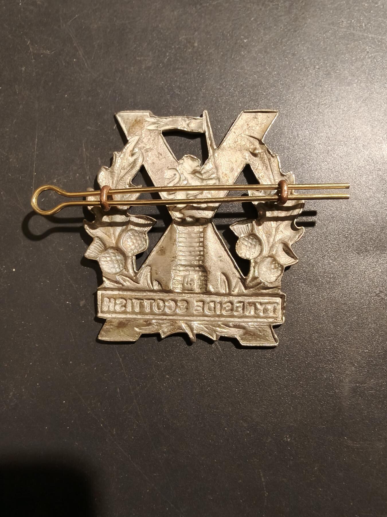 老王徽章第181期 英国泰恩赛德苏格兰人步兵团帽徽    一战时期