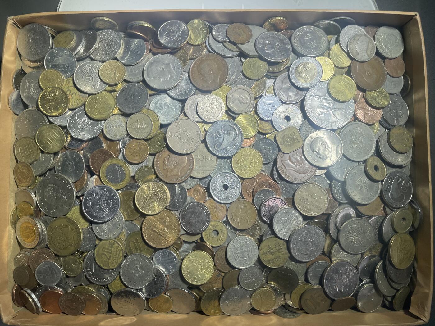 回流0207 外币13斤（无日本币）