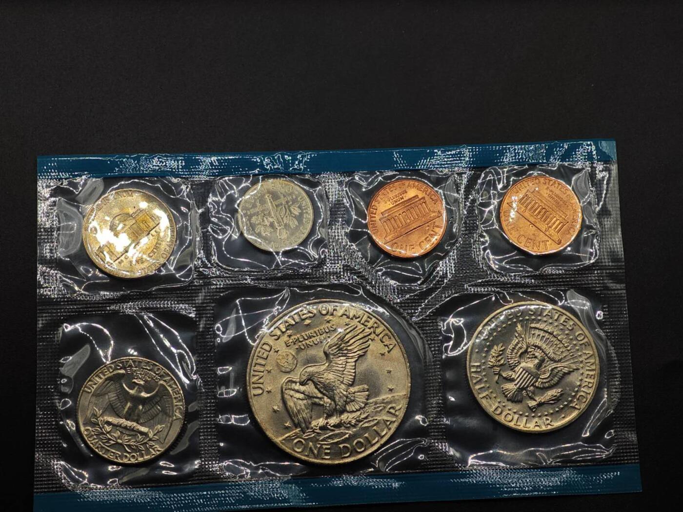 【淘币小摊】实时拍第八百七十拍   银币套币场    年前最后一场周一预留全部发出 本场无中意拍品可私信周日发货请更换最新收货地址不方便收货的请勿参拍或者顺丰到付 美国1973年套币