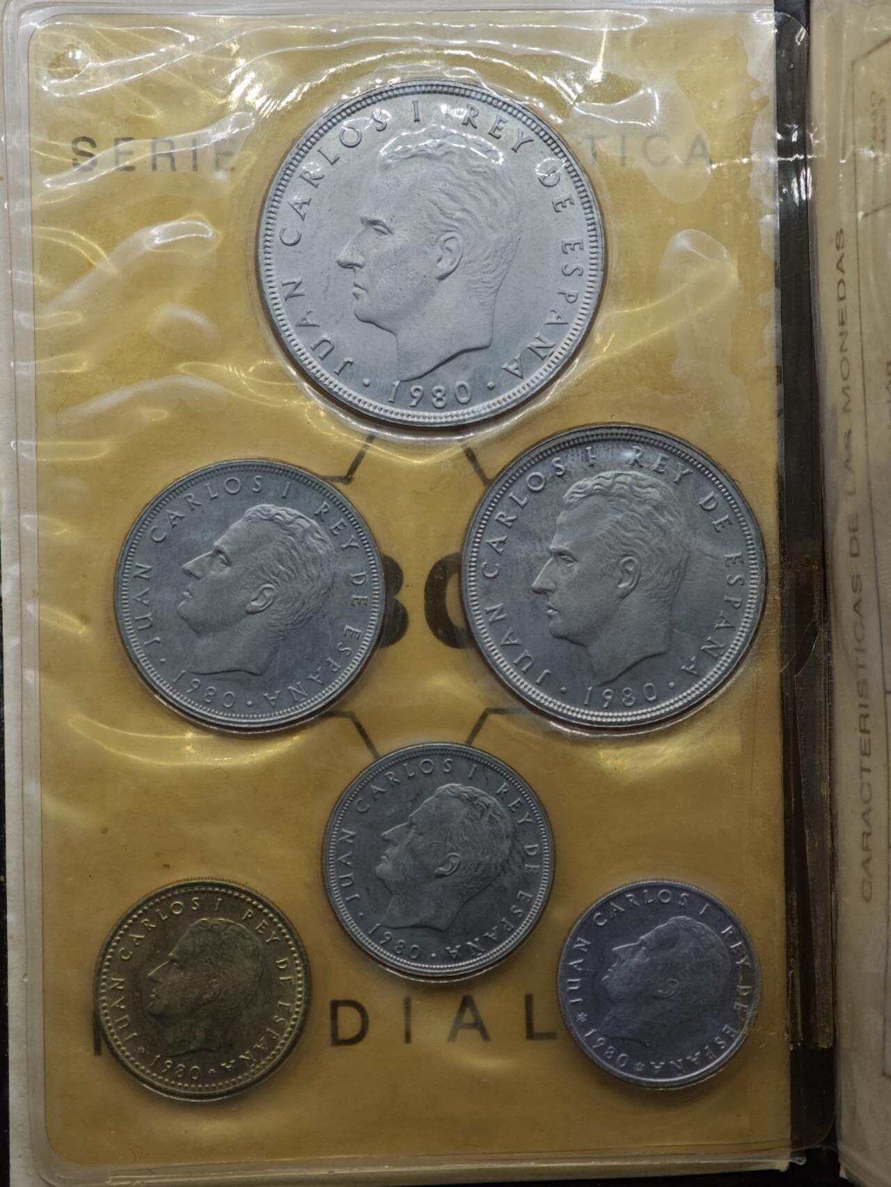 【淘币小摊】实时拍第八百七十拍   银币套币场    年前最后一场周一预留全部发出 本场无中意拍品可私信周日发货请更换最新收货地址不方便收货的请勿参拍或者顺丰到付 西班牙1980年套币