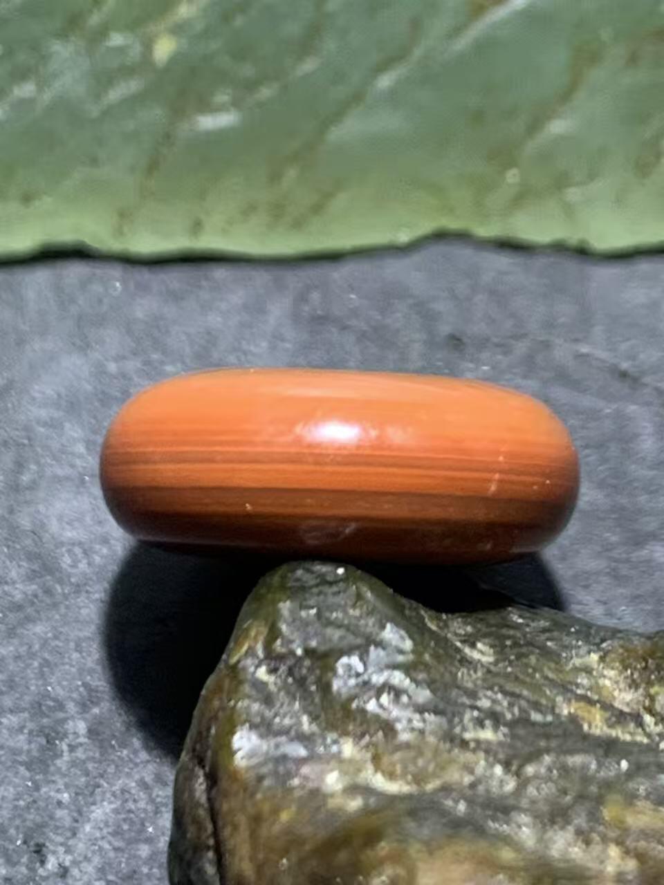 精美南红玛瑙柿子红面包圈小平安扣一个，