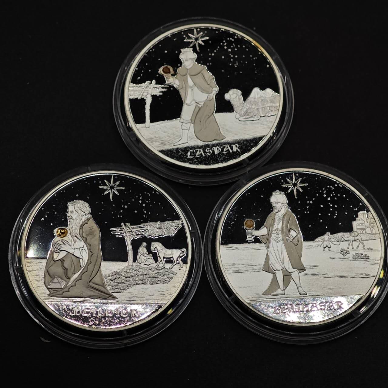 【淘币小摊】实时拍第八百七十拍   银币套币场    年前最后一场周一预留全部发出 本场无中意拍品可私信周日发货请更换最新收货地址不方便收货的请勿参拍或者顺丰到付 民主刚果2005年10法郎X3精制银币套 三圣 25克925银X3 发行量：5千