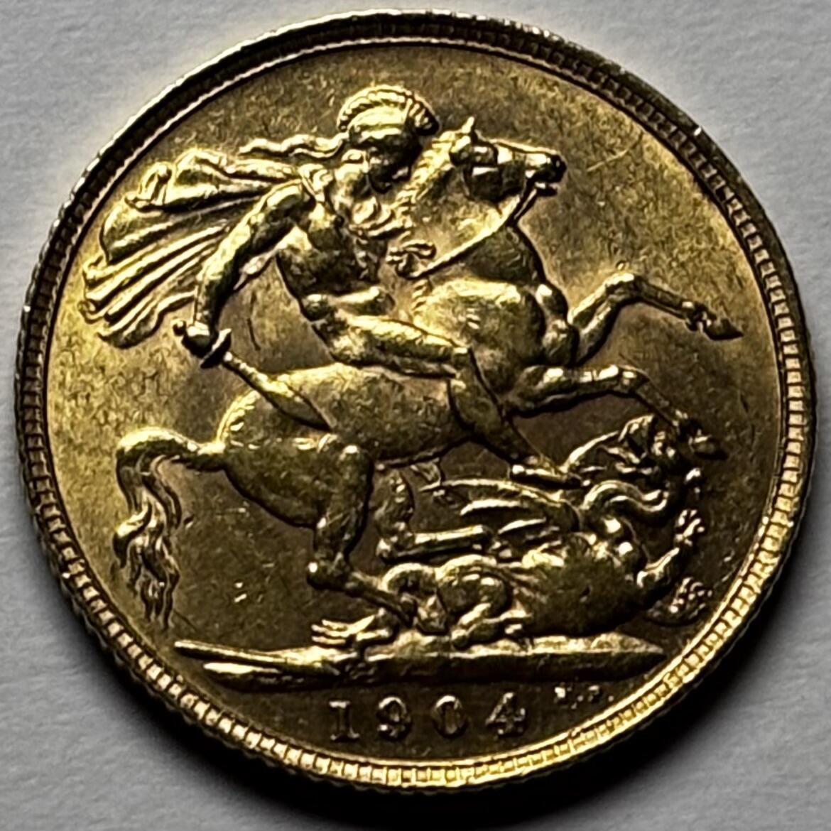 【金马踏春，泉马奔腾】2026 年新年贺岁场，（定于年初五接财神截拍）祝各位老板马到成功，马上有钱，愿岁岁平安喜乐顺遂 少见 1904 年英国爱德华七世 1 镑金币，金光闪闪细节不错 7.98 克 917 金