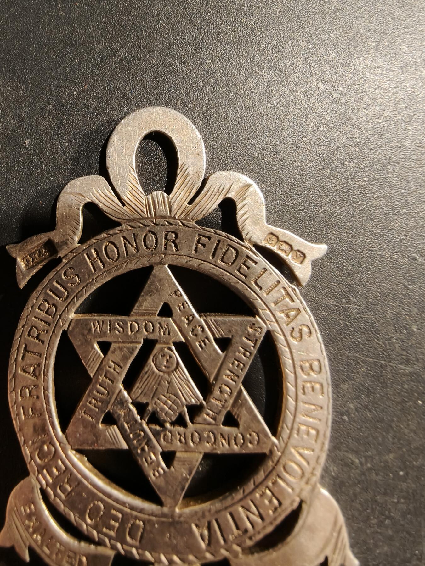 老王徽章第181期 英国共济会奖章    925银    20.5g