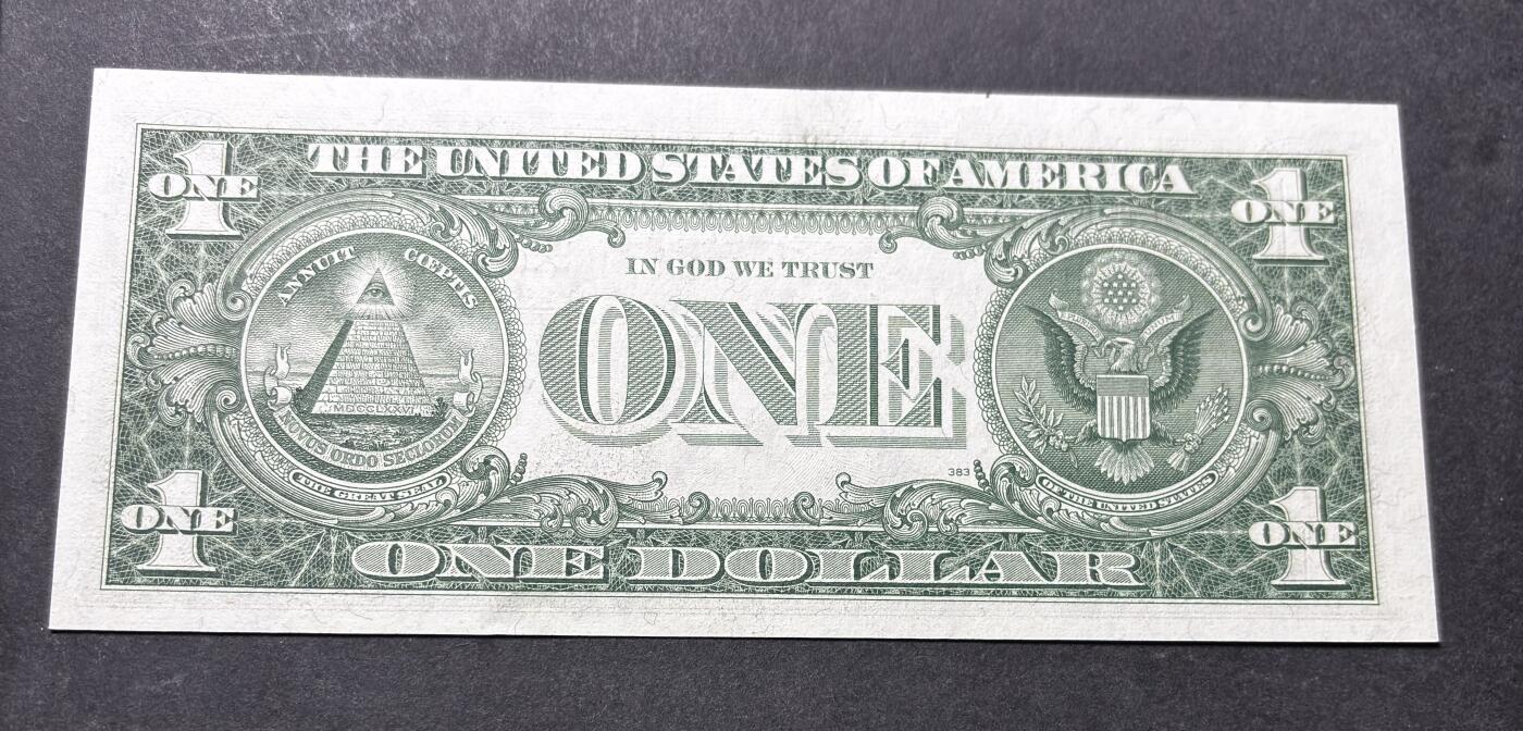 【金马踏春，泉马奔腾】2026 年新年贺岁场，（定于年初五接财神截拍）祝各位老板马到成功，马上有钱，愿岁岁平安喜乐顺遂 全新少见 1957 年蓝印版美国 1 美元，尾号 542