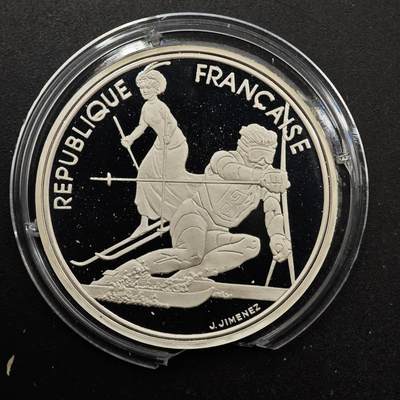 【淘币小摊】实时拍第八百七十拍   银币套币场    年前最后一场周一预留全部发出 本场无中意拍品可私信周日发货请更换最新收货地址不方便收货的请勿参拍或者顺丰到付 - 法国1990年100法郎精制银币 阿尔贝维尔冬奥会-滑冰 22.2克900银