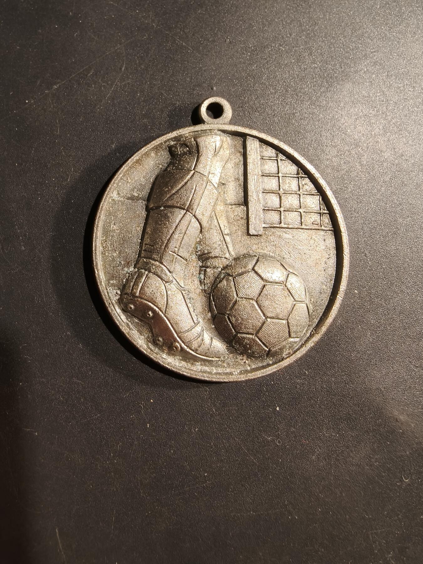 老王徽章第181期 法国足球纪念章    实发    