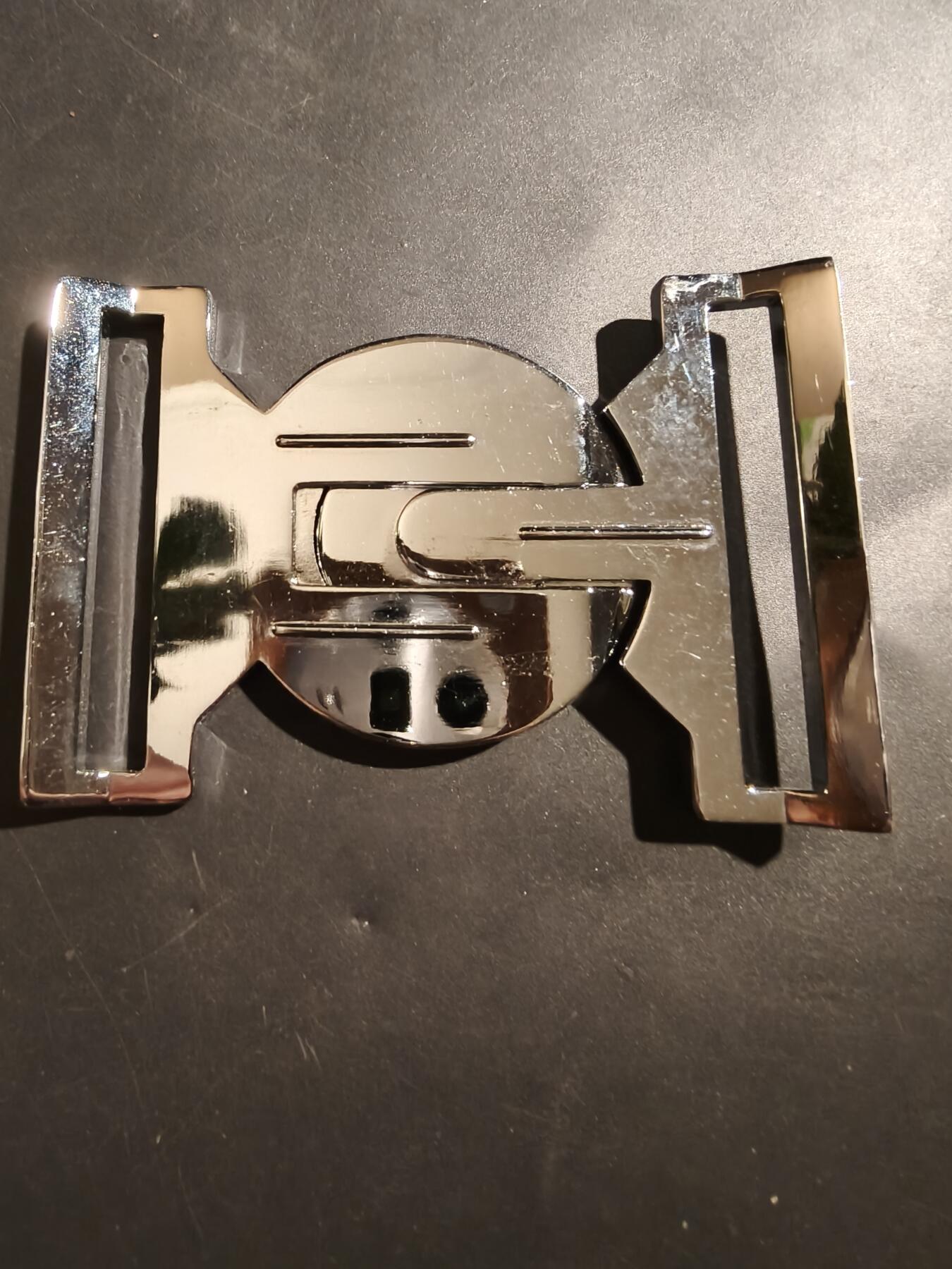 老王徽章第181期 英国约克郡步兵团腰带扣    大尺寸    中间可分离     长10cm