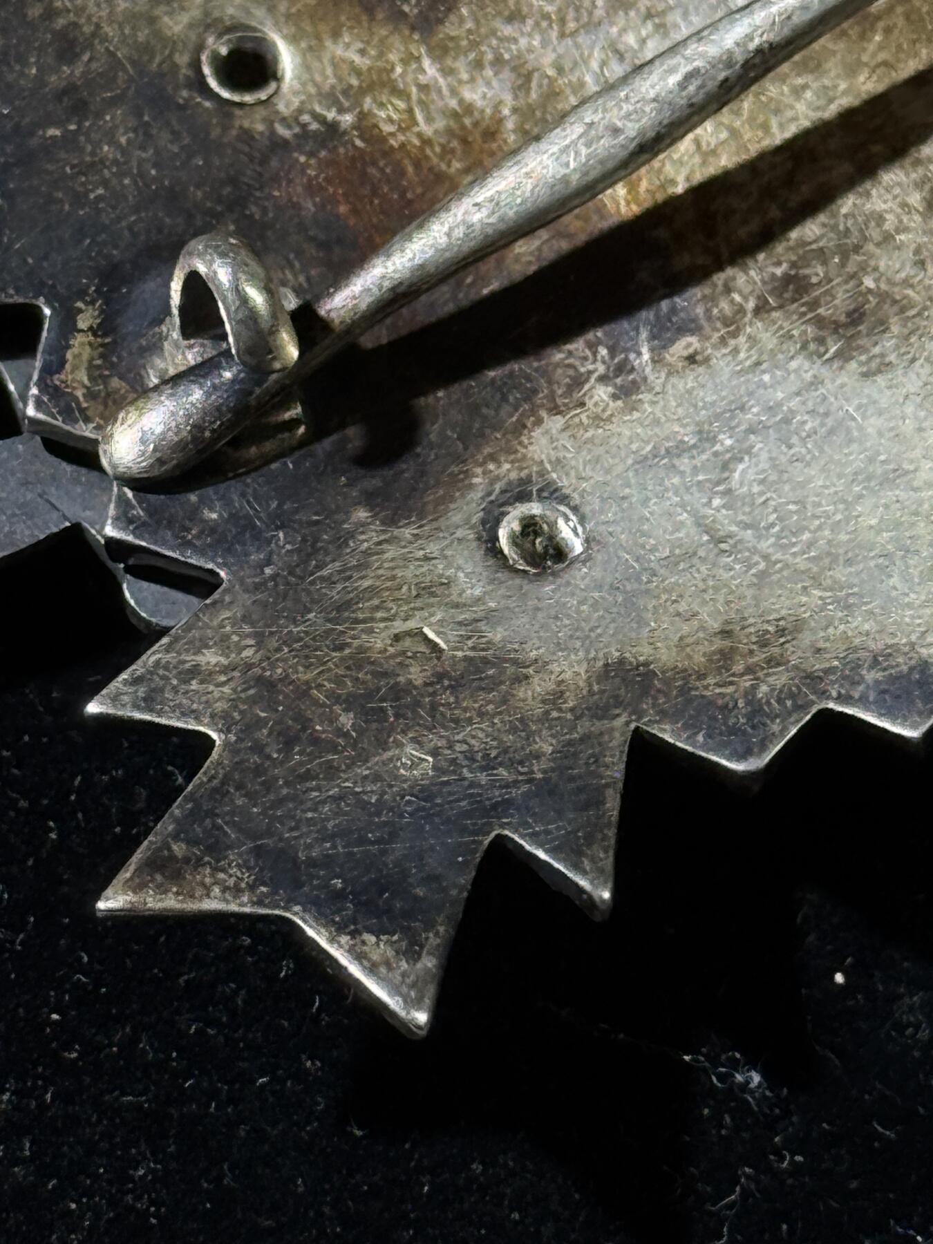 欢庆春节！戎马世界章牌大赏第111期春节大拍 南斯拉夫三级人民军勋章，银制，早期滚边礼盒薄章体版本，盒扣缺失