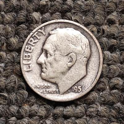 1951年美国罗斯福10分小银币 - 1951年美国罗斯福10分小银币