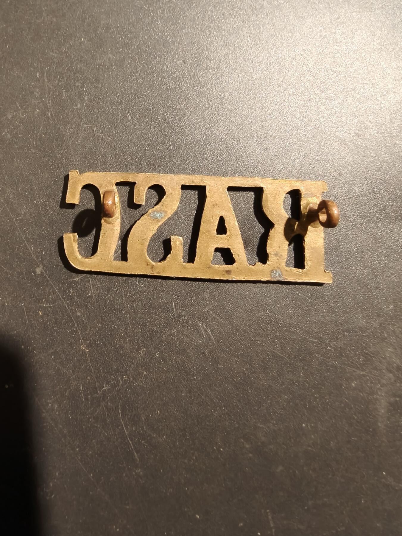 老王徽章第181期 英国皇家服务军团肩章    一战时期