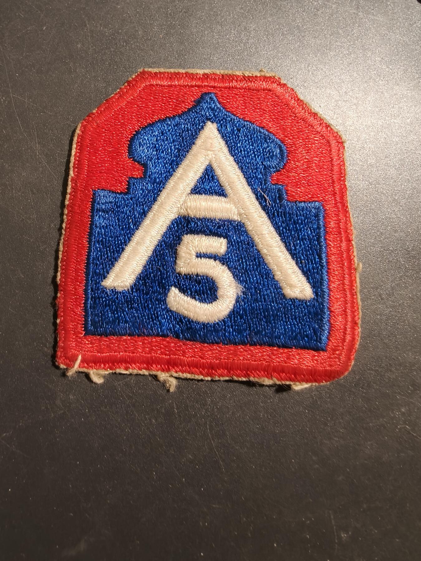 老王徽章第181期 美国陆军第5集团军臂章