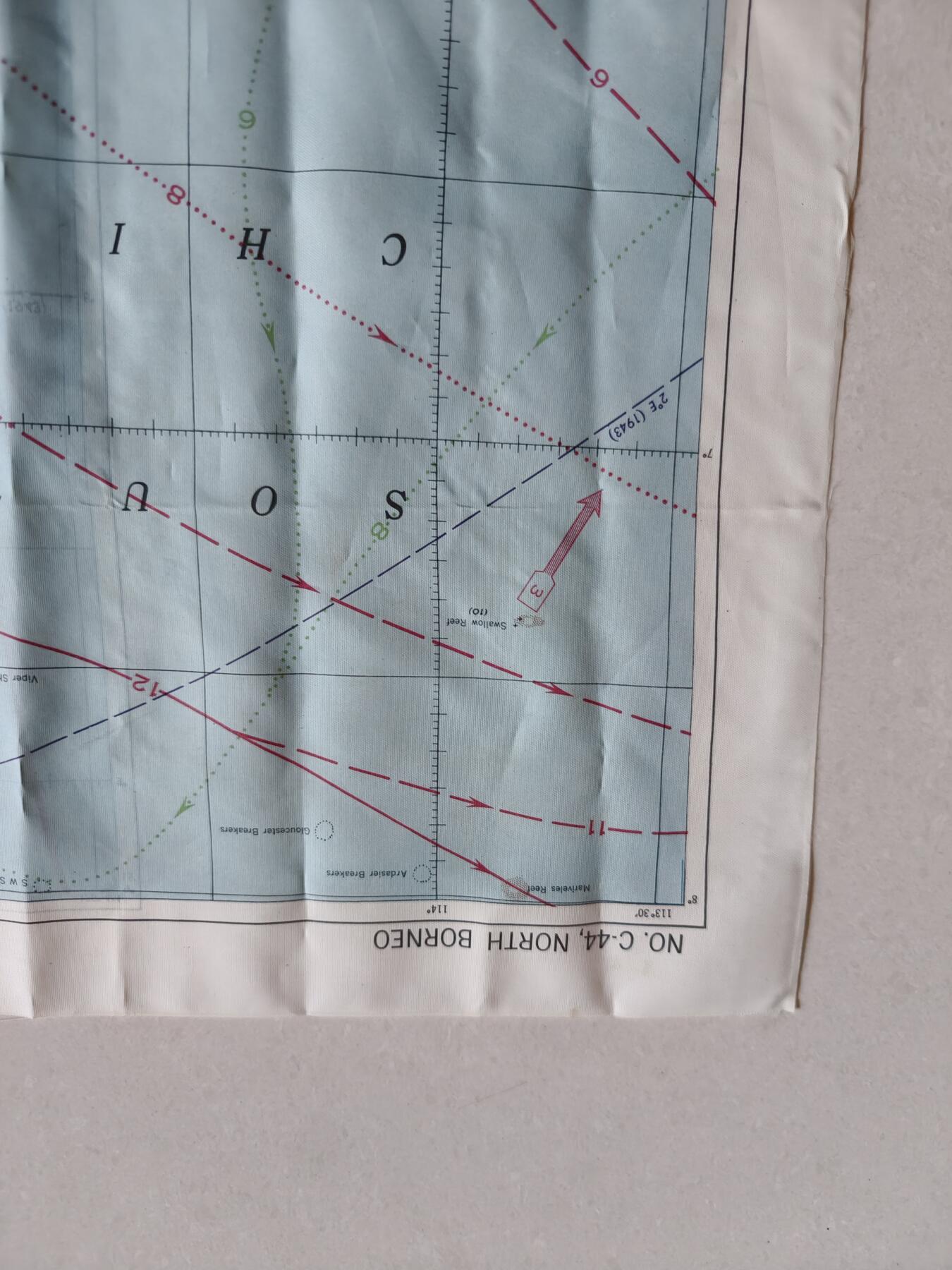 老王徽章第181期 美国二战陆军航空兵逃生图      东南亚战区     两面分别为菲律宾棉兰老岛和马来西亚北婆罗洲        尺寸约100×60cm       少见地区