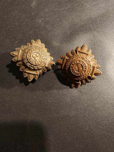 老王徽章第181期 - 英国军衔配饰一组    一战时期    巴斯星