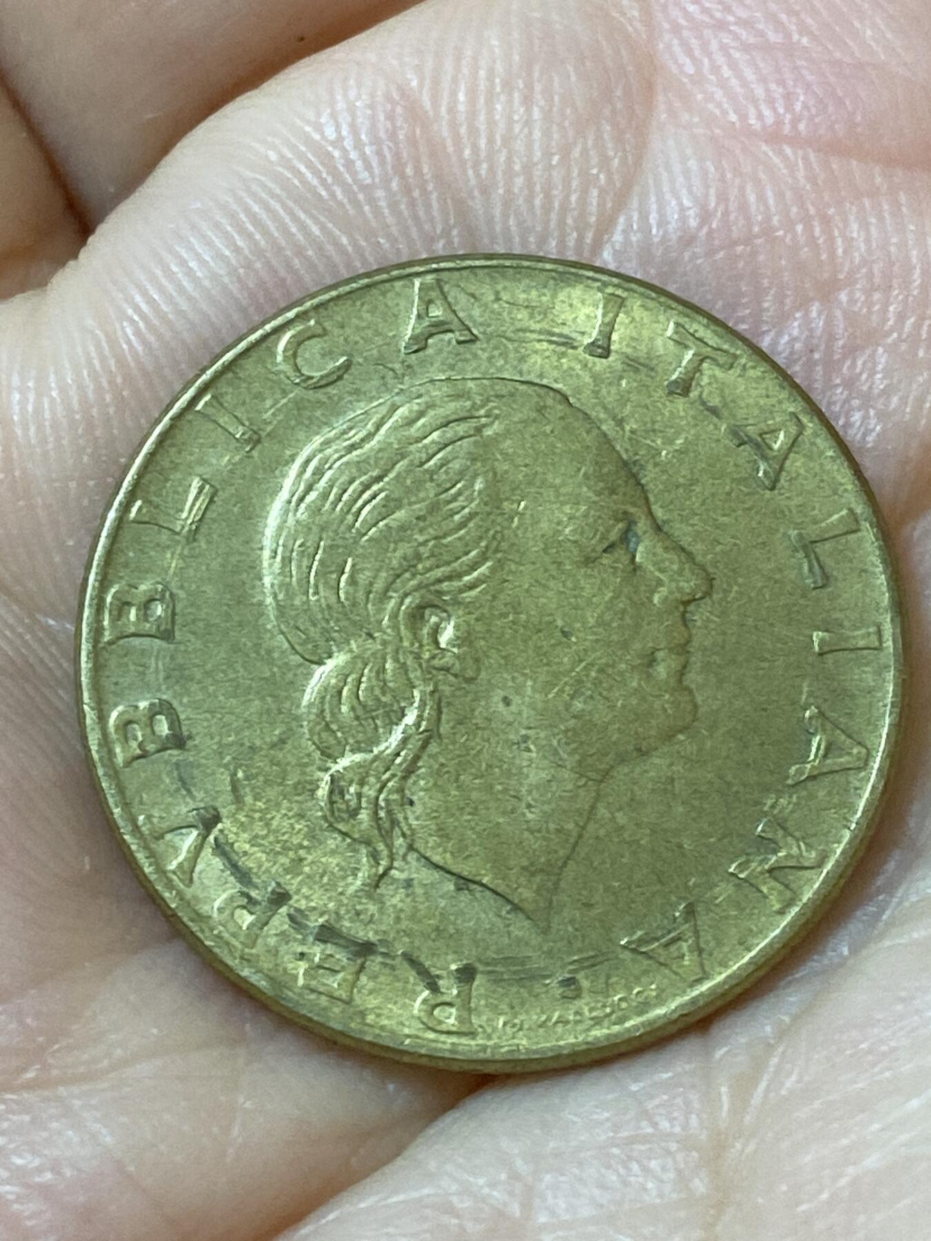 2026年第二十一场(总第一百九十场）外国好品散币场(免佣金) 意大利🇮🇹1981年200里拉