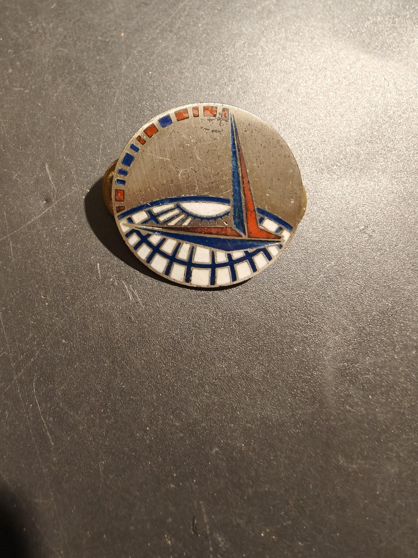 老王徽章第181期 美国空军运输司令部证章    925银材质    二战时期驼峰航线物资运输工作由该部门运输机负责