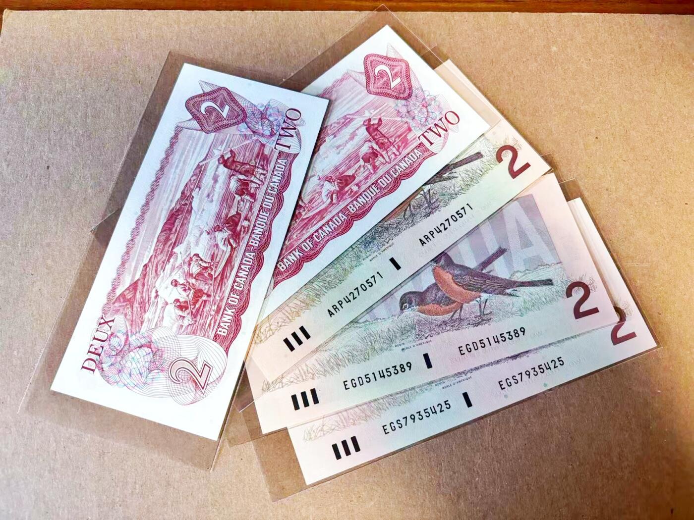 【Blue Auction】世界纸币精拍第785期——18级TOP拍卖/信誉/品质/专业/高效💫 【一组5张不同冠号及版本 含无47】加拿大 1974-86年2元 全新UNC