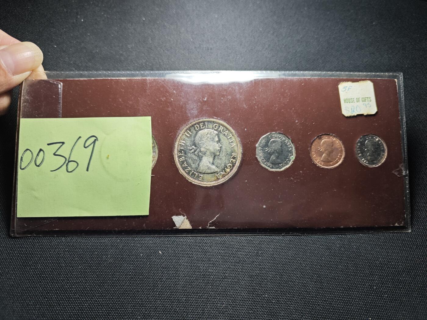 KK钱币收藏小铺  第400期  百期特拍（四拍之四）2月预留时间 周末发货  1960加拿大大小面值清年一套 含4枚银币