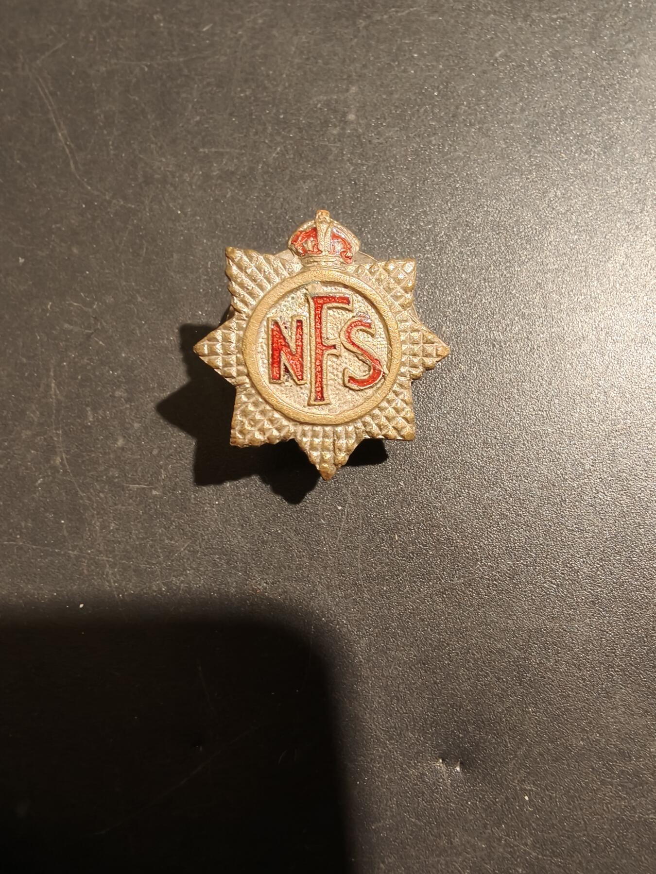 老王徽章第181期 英国二战消防员证章