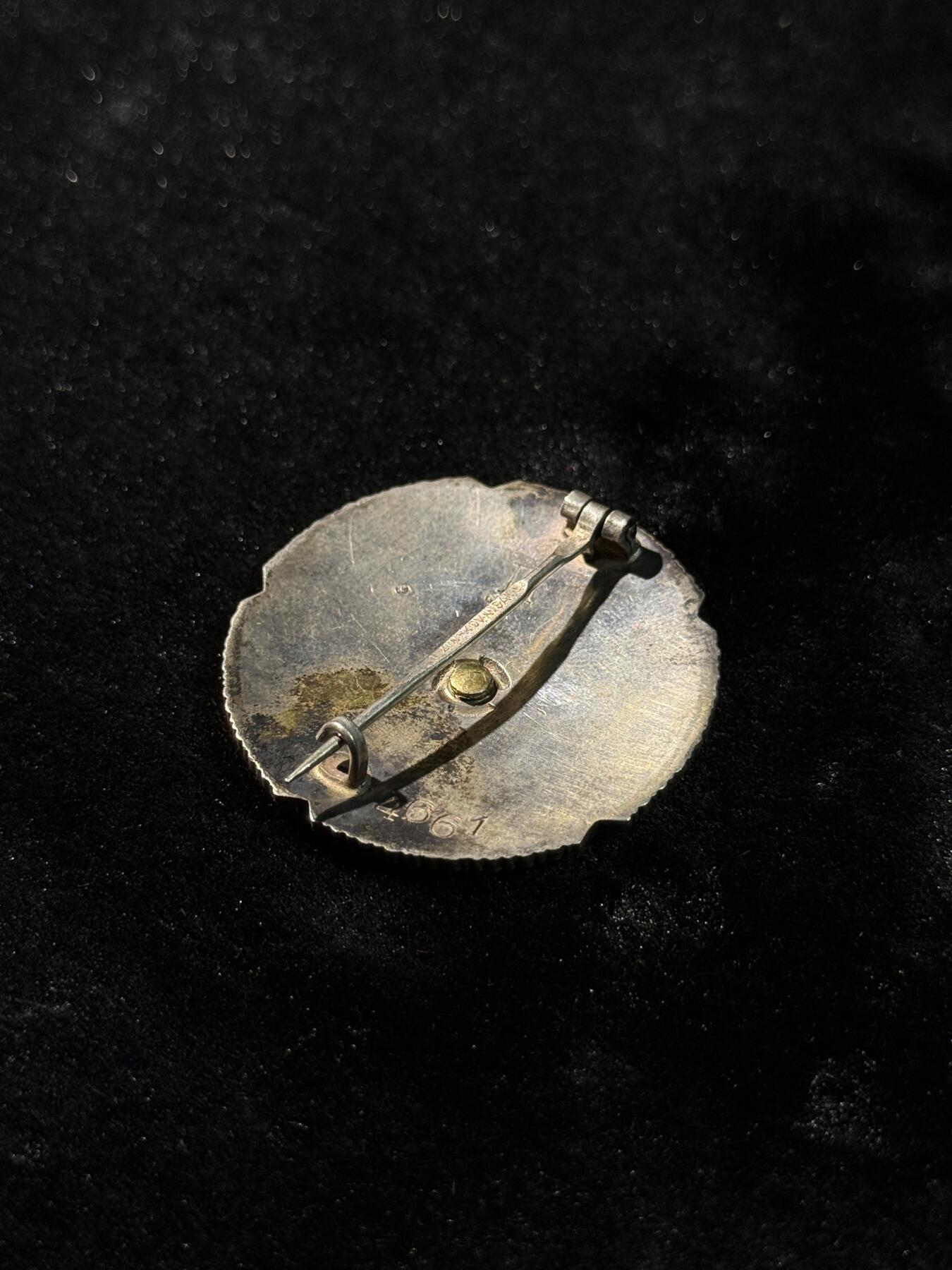 欢庆春节！戎马世界章牌大赏第111期春节大拍 南斯拉夫三级军事功勋，银制，轮改针版