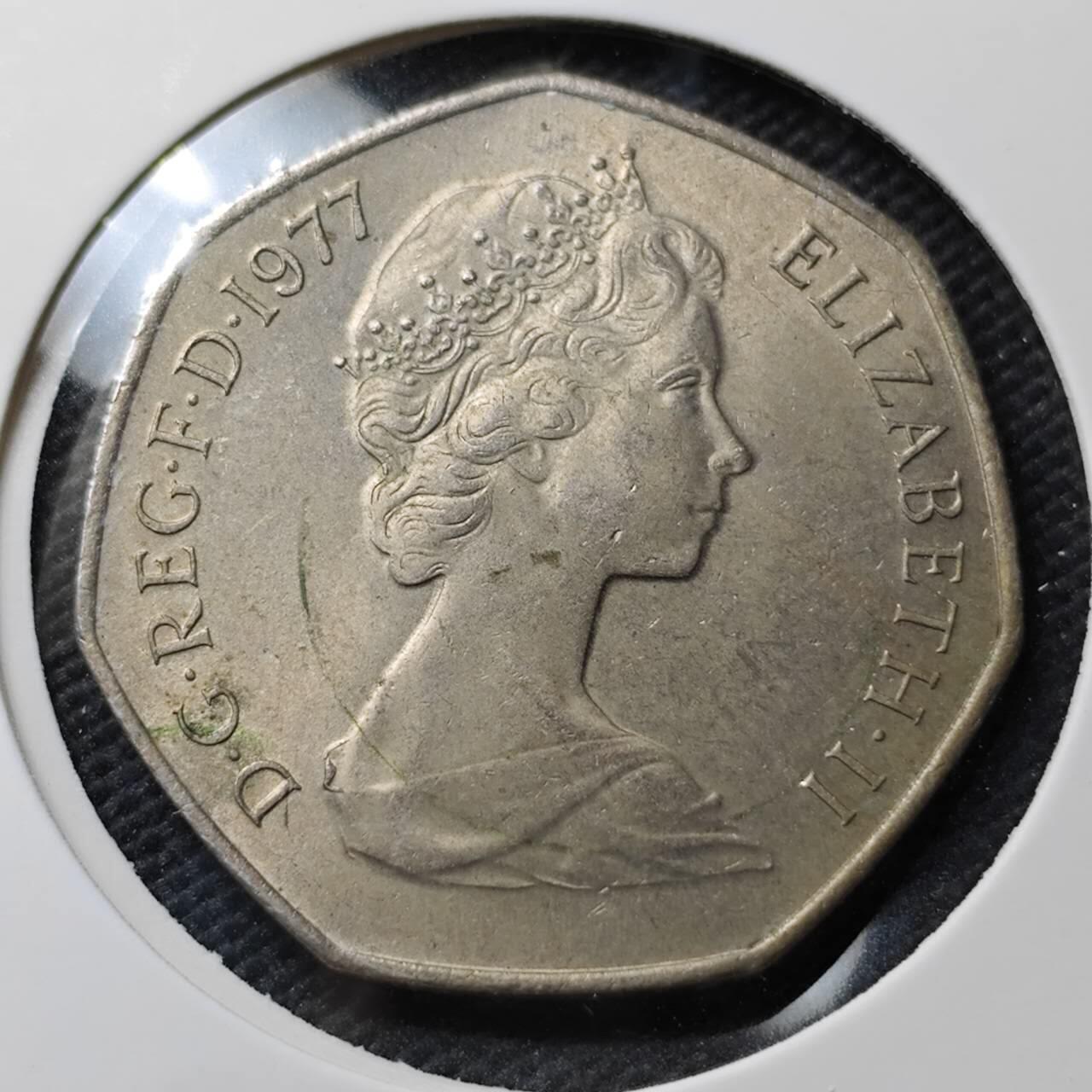 KK钱币收藏小铺  第395期  2月预留时间 周末发货 1977英国50便士 大50便士