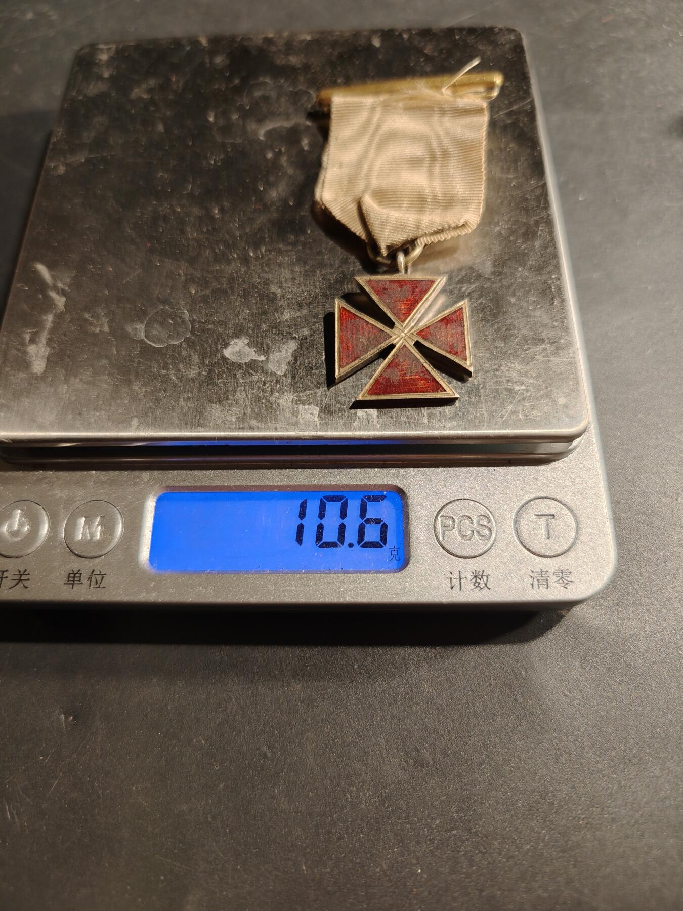 老王徽章第181期 英国共济会奖章    马耳他十字造型    925银镀金珐琅    10.6g