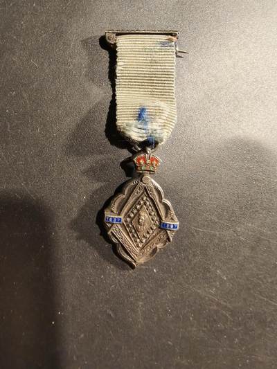 老王徽章第181期 - 英国共济会勋章    银质珐琅   5.7g