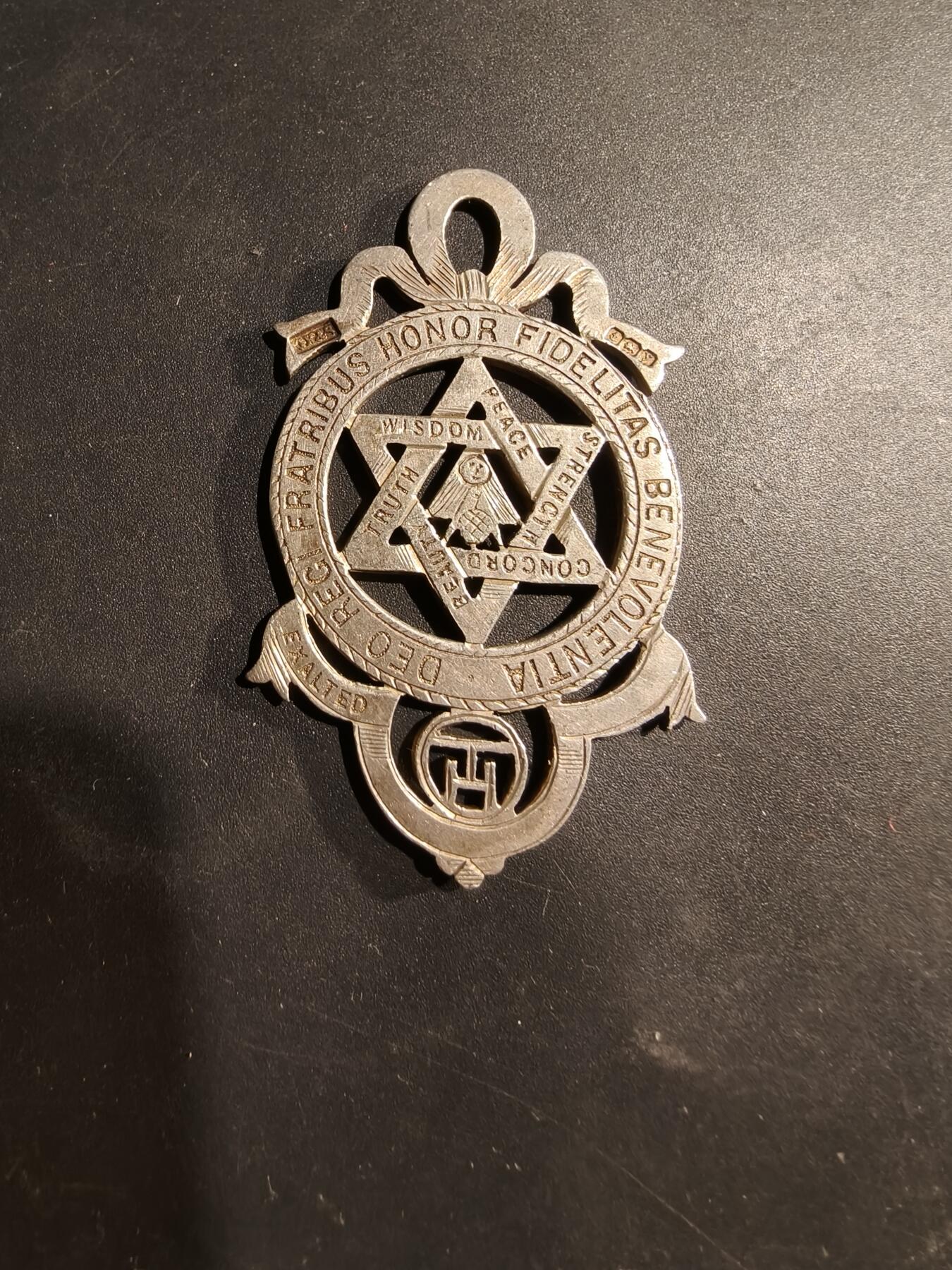 老王徽章第181期 英国共济会奖章    925银    20.5g