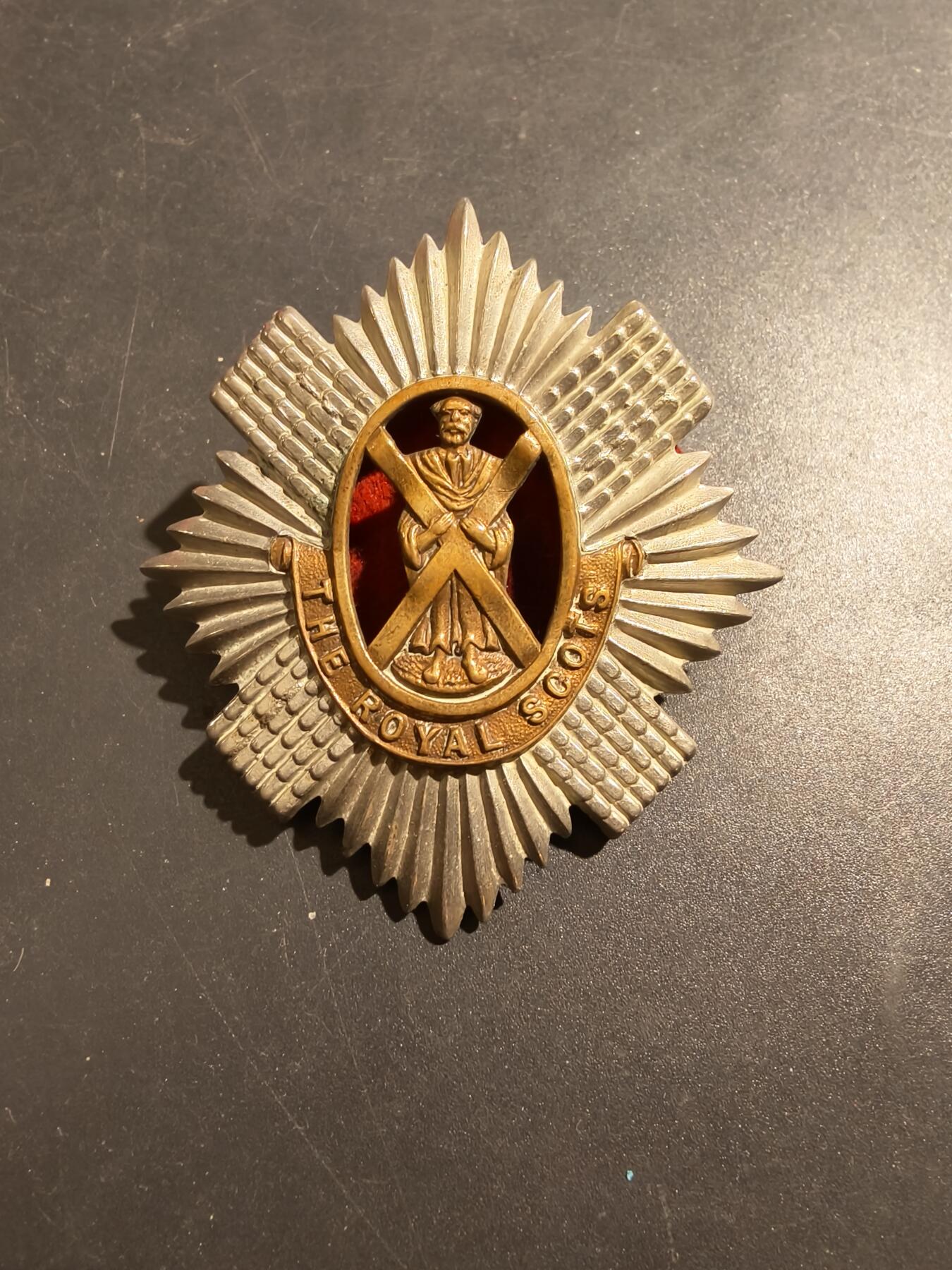 老王徽章第181期 英国皇家苏格兰步兵团帽徽    一战时期